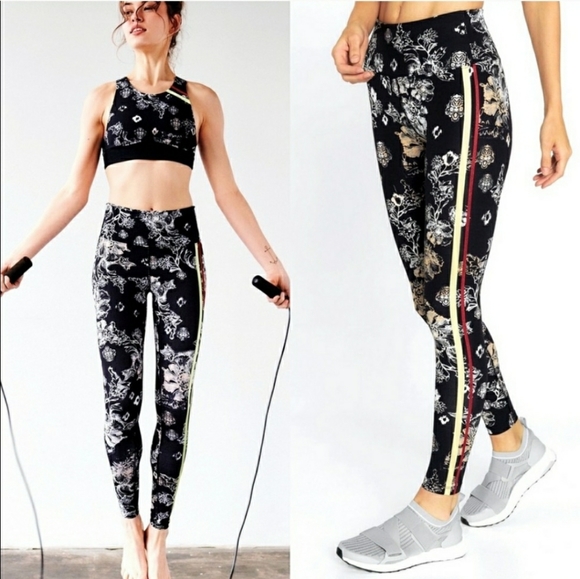 Free People Pants - SOLD Free People Movement Freestyle Leggings XS